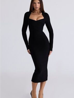 House of CB Mademoiselle Velvet Tulle Midi Dress - Black House of CB Mademoiselle Velvet Tulle Midi Dress - Black